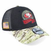 New Era - NFL Svart trucker Keps - San Francisco 49ers M 9FORTY NFL Salute To Service 22 Black/Camo Trucker @ Hatstore