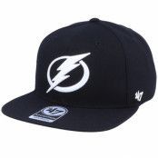 47 Brand - NHL Svart snapback Keps - Tampa Bay Lightning Sure Shot Captain Black/White Snapback @ Hatstore