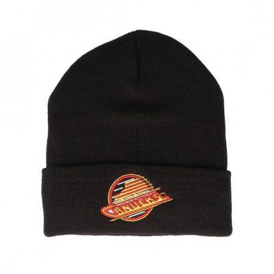 American Needle - Svart cuff Beanie - Knit NHL 100% Arcylic Black Cuff @ Hatstore