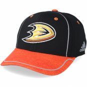 Adidas - NHL Svart flexfit Keps - Anaheim Ducks Alpha Black/Orange Flexfit @ Hatstore