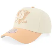 Mitchell&Ness - NHL Beige adjustable Keps - Anaheim Ducks Dust Pro Cap Vintage Chalk/Peach A-frame Adjustable @ Hatstore