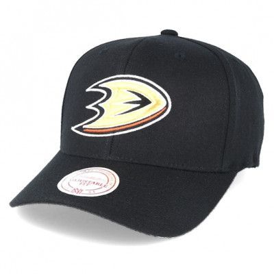 Mitchell&Ness - NHL Svart adjustable Keps - Anaheim Ducks Flexfit 110 Black Adjustable @ Hatstore