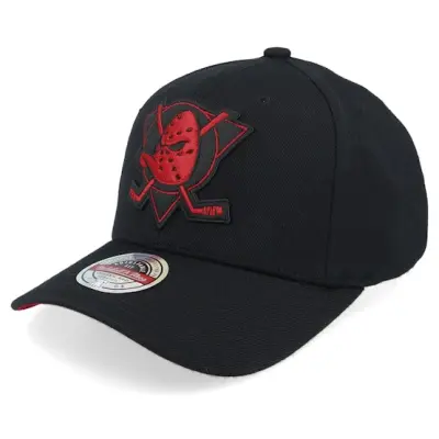 Mitchell&Ness - NHL Svart adjustable Keps - Anaheim Ducks Inferno Classic Red Anaheim Ducks Black/Red @ Hatstore