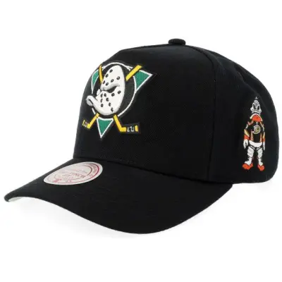 Mitchell&Ness - NHL Svart adjustable Keps - Anaheim Ducks Mascot Pro Crown Black A-frame Adjustable @ Hatstore