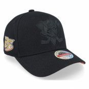 Mitchell&Ness - NHL Svart adjustable Keps - Anaheim Ducks NHL Anniversary Patch Black Adjustable @ Hatstore