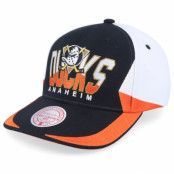 Mitchell&Ness - NHL Svart adjustable Keps - Anaheim Ducks Retrodome Pro Black Snapback @ Hatstore