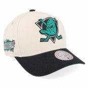 Mitchell&Ness - NHL Vit adjustable Keps - Anaheim Ducks Overspray Pro Off White/Black A-frame Adjustable @ Hatstore