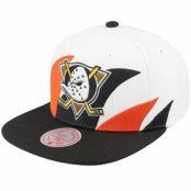 Mitchell&Ness - NHL Vit snapback Keps - Anaheim Ducks Vintage Sharktooth White/Black Snapback @ Hatstore