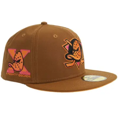 New Era - NHL Brun fitted Keps - Hatstore Exclusive x Anaheim Ducks 59FIFTY Toast/Peanut Fitted @ Hatstore