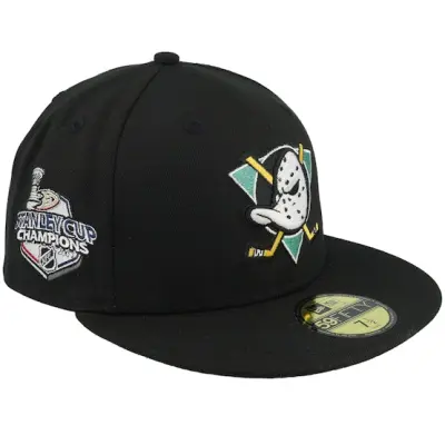 New Era - NHL Svart fitted Keps - Hatstore Exclusive x Anaheim Ducks 59FIFTY Stanley Cup Champions 07 Black Fitted @ Hatstore