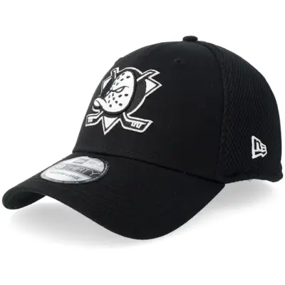 New Era - NHL Svart flexfit Keps - Anaheim Ducks 39THIRTY Eg Neo Black/White Mesh Flexfit @ Hatstore
