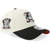 New Era - NHL Vit adjustable Keps - Hatstore Exclusive x Anaheim Ducks 9FORTY 30 Chrome White/Black A-Frame Adjustable @ Hatstore