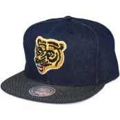 Mitchell&Ness - NHL Blå snapback Keps - Boston Bruins Raw Denim 3T PU Snapback @ Hatstore