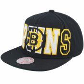 Mitchell&Ness - NHL Svart snapback Keps - Boston Bruins Varsity Bust Black Snapback @ Hatstore