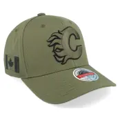 Mitchell&Ness - NHL Grön adjustable Keps - Hatstore Exclusive x Calgary Flames Veterans Classic Red Olive Adjustable @ Hatstore