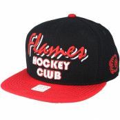 Reebok - NHL Svart snapback Keps - Script Calgary Flames Snapback @ Hatstore