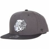 47 Brand - NHL Grå snapback Keps - Chicago Blackhawks Sure Shot Two Tone Charcoal Snapback @ Hatstore