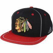 Adidas - NHL Svart snapback Keps - Chicago Blackhawks Bravo Black/Red Snapback @ Hatstore