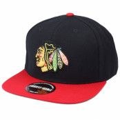 American Needle - NHL Svart snapback Keps - Chicago Blackhawks Chicago Blackhawks 400 Series Black/Red Snapback @ Hatstore