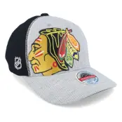 Mitchell&Ness - NHL Grå adjustable Keps - Hatstore Exclusive x Chicago Blackhawks Exclusive XL Hockey Logo Grey/Black Adjustable @ Hatstore