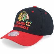 Mitchell&Ness - NHL Svart adjustable Keps - Chicago Blackhawks All In 2.0 Pro Black/Red Adjustable @ Hatstore