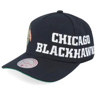Mitchell&Ness - NHL Svart adjustable Keps - Chicago Blackhawks Busted Pro Black A-Frame Adjustable @ Hatstore