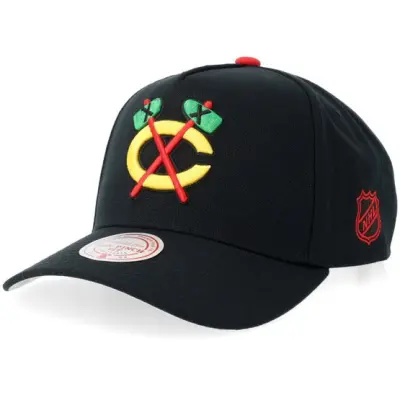 Mitchell&Ness - NHL Svart adjustable Keps - Chicago Blackhawks Legendary Away Pro Cap Black A-frame Adjustable @ Hatstore