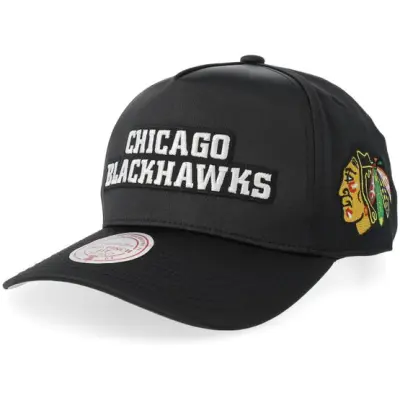Mitchell&Ness - NHL Svart adjustable Keps - Chicago Blackhawks Zig Zag Satin Pro Black A-Frame Adjustable @ Hatstore