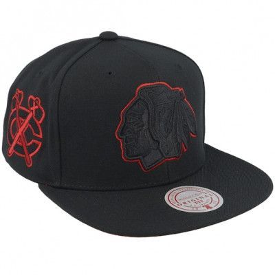 Mitchell&Ness - NHL Svart snapback Keps - Chicago Blackhawks Logo Eclipse Black Snapback @ Hatstore