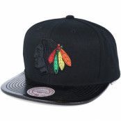 Mitchell&Ness - NHL Svart snapback Keps - Chicago Blackhawks Patent 2T/Tonal Snapback @ Hatstore