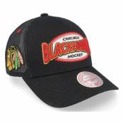 Mitchell&Ness - NHL Svart trucker Keps - Chicago Blackhawks Team Seal Black Trucker @ Hatstore