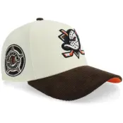 New Era - NHL Beige adjustable Keps - Hatstore Exclusive x Chicago Blackhawks 9FORTY All Star Game Chrome/Corduroy A-frame Adjustable @ Hatstore