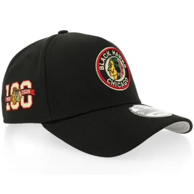 New Era - NHL Svart adjustable Keps - Hatstore Exclusive x Chicago Blackhawks 9FORTY 100 Years Black A-Frame Adjustable @ Hatstore