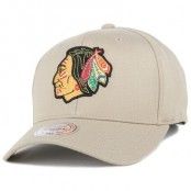 Mitchell & Ness - Chicago Blackhawks Khaki 110 Adjustable