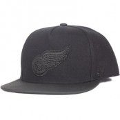 47 Brand - Detroit Red Wings Bleecker Black Strapback