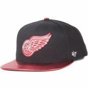 47 Brand - NHL Svart snapback Keps - Detroit Red Wings Tragic Ride Red Snapback @ Hatstore