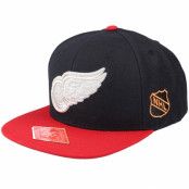 American Needle - NHL Svart snapback Keps - Detroit Red Wings Silver Fox Black Red Snapback @ Hatstore