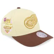 Mitchell&Ness - NHL Beige adjustable Keps - Hatstore Exclusive x Detroit Red Wings Pro Crown Cream/Brown A-frame Adjustable @ Hatstore