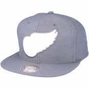 Mitchell&Ness - NHL Grå snapback Keps - Detroit Red Wings Cut Heather Grey Snapback @ Hatstore