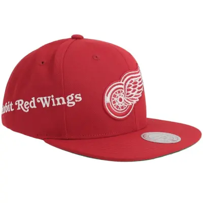 Mitchell&Ness - NHL Röd snapback Keps - Detroit Red Wings Playoff Win Red Snapback @ Hatstore