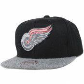 Mitchell&Ness - NHL Svart snapback Keps - Detroit Red Wings Black/Grey Fuzz 2 Tone Snapback @ Hatstore