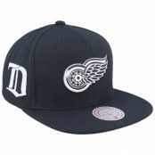 Mitchell&Ness - NHL Svart snapback Keps - Detroit Red Wings Evergreen Black/White Snapback @ Hatstore