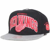 Mitchell&Ness - NHL Svart snapback Keps - Detroit Red Wings Forward Line Snapback @ Hatstore