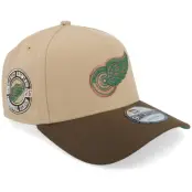 New Era - NHL Beige adjustable Keps - Hatstore Exclusive x Detroit Red Wings 9FORTY Inaugural Season 26 Camel/Brown A-Frame Adjustable @ Hatstore