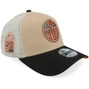 New Era - NHL Beige trucker Keps - Hatstore Exclusive x Edmonton Oilers 9FORTY Camel/Stone/Black A-Frame Trucker @ Hatstore