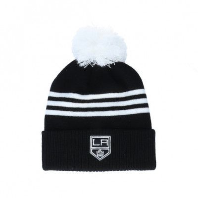 Adidas - NHL Svart pom Beanie - Los Angeles Kings 3-Stripe Cuffed Black Pom @ Hatstore