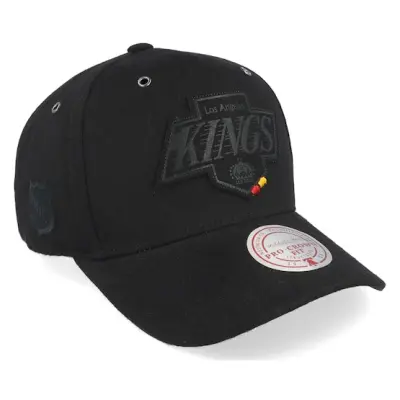 Mitchell&Ness - NHL Svart adjustable Keps - Hatstore Exclusive x Los Angeles Kings Trek Black Out A-frame Adjustable @ Hatstore