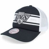 Mitchell&Ness - NHL Svart trucker Keps - Los Angeles Kings Sideline Vintage Black/White A-frame Trucker @ Hatstore