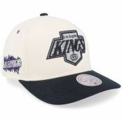 Mitchell&Ness - NHL Vit adjustable Keps - Los Angeles Kings Overspray Pro Off White/Black A-frame Adjustable @ Hatstore