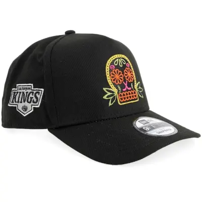 New Era - NHL Svart adjustable Keps - Hatstore Exclusive x Los Angeles Kings 9FIFTY Curve Dia Black A-frame Adjustable @ Hatstore